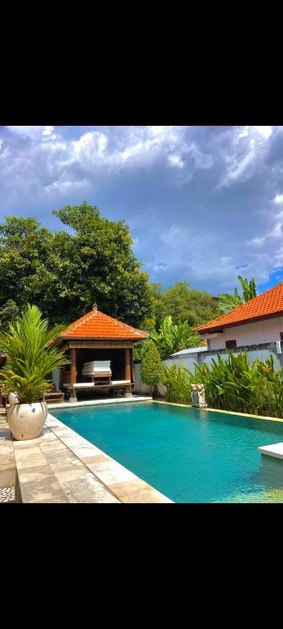 Villa Seruni Lovina Esterno foto