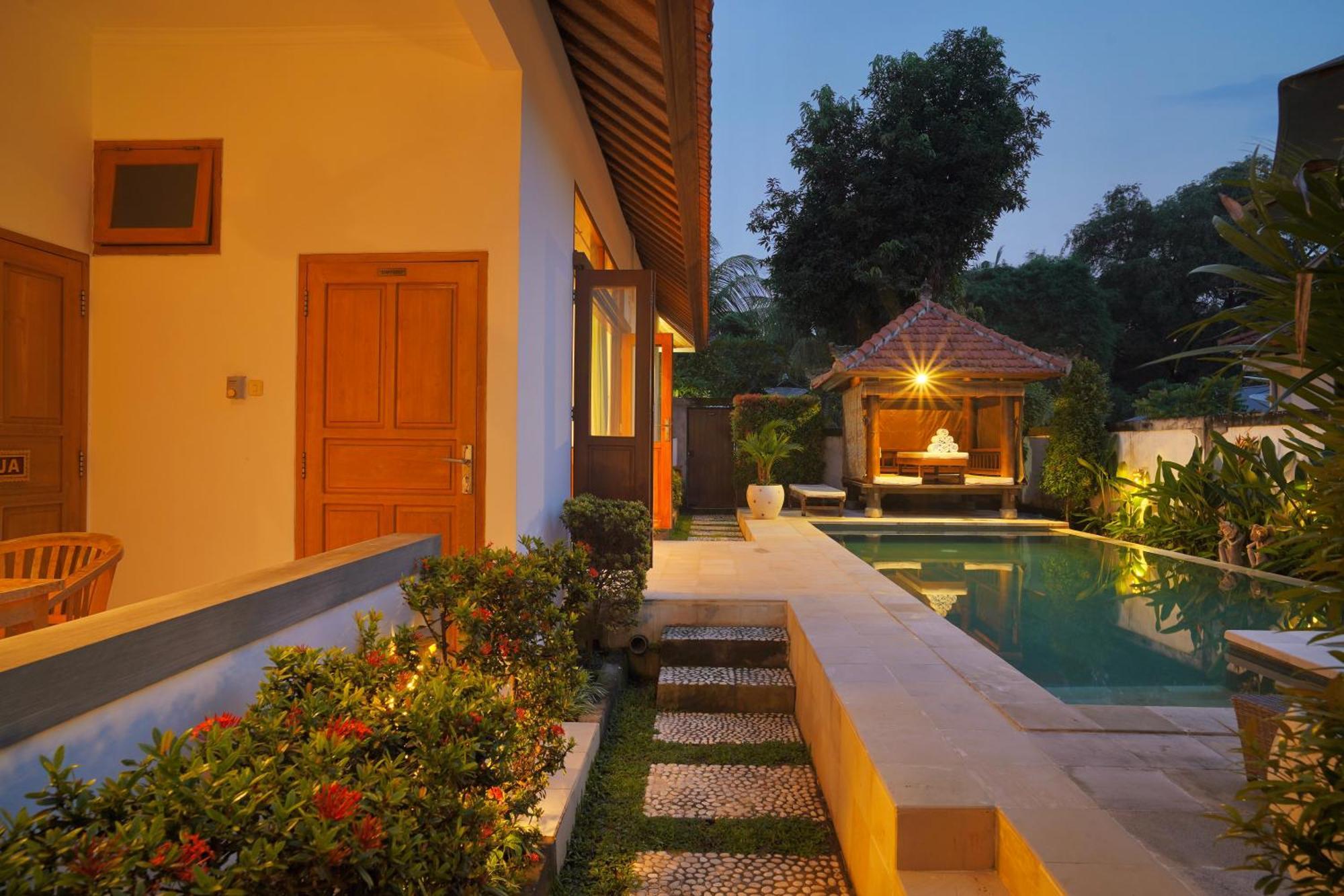 Villa Seruni Lovina Esterno foto